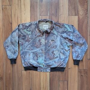 Woolrich Vintage Cropped Camo Bomber (XL)